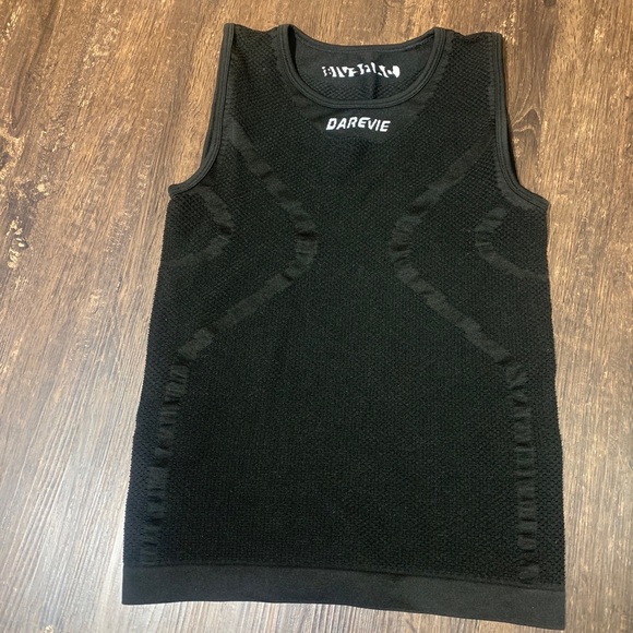 Darevie Men’s Compression Tank Top Size S/M NWOT - Picture 1 of 4